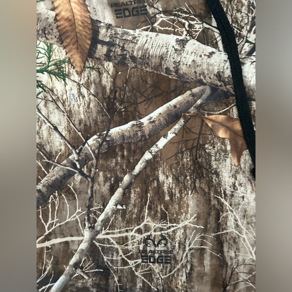 Real tree camo hoodie - Picture 2 of 3